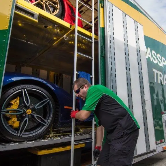 enclosed auto transport b