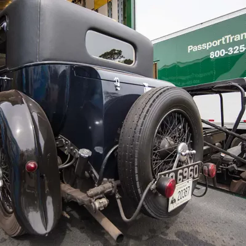 why-choose-enclosed-car-transport-left